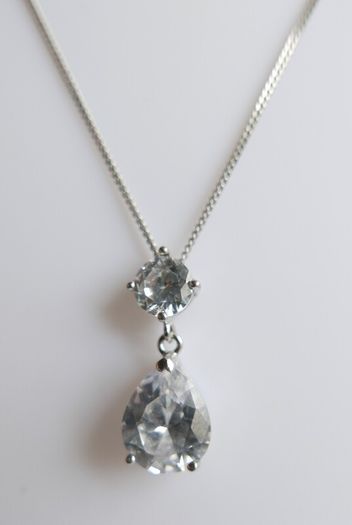 Vintage 925 Sterling Silver necklace with teardrop and round stone pendant