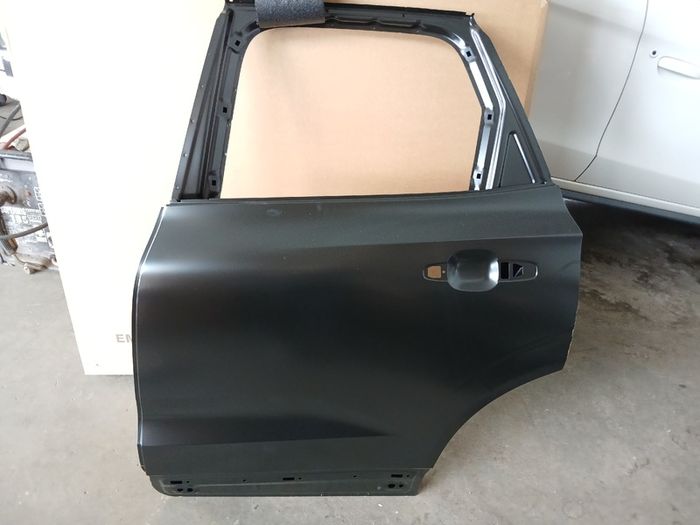 Genuine New Volvo Xc60 Door Rear Left Volvo Xc60 (2018-) 32399081