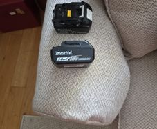 makita batteries x3