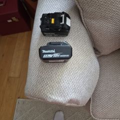 makita batteries x3