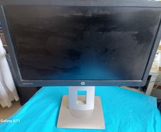 HP Elitedisplay E202 Monitor, HDMI, VGA, USB, etc, Working Perfect and in excellent condition