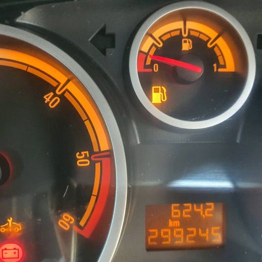 Opel corsa nct 11/1/27 taxed 06/27 diesel
