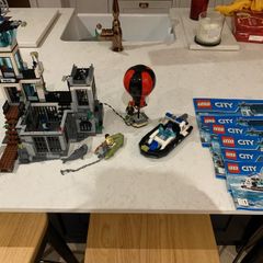 Rare Lego Retired set 60139 Prison Island