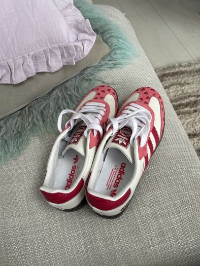 Raspberry Pink & White Lace Up Trainers, Samba Style UK Size 6
