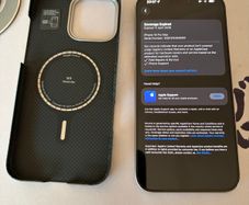 iPhone 16 Pro Max Unlocked + Pitaka