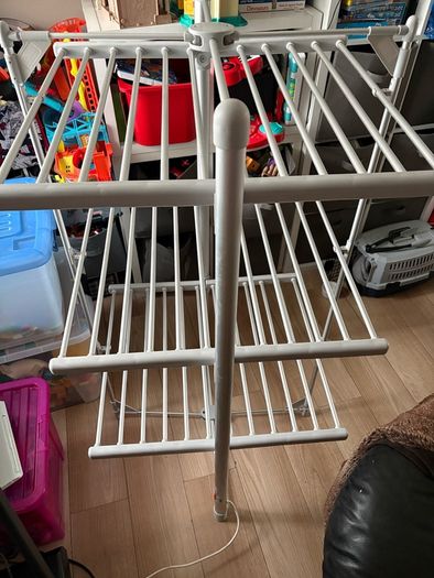heated clothes airer