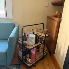 drinks trolley