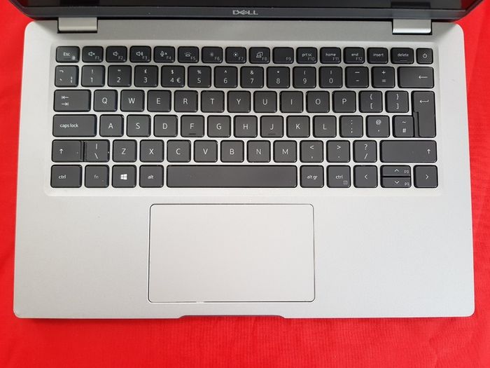 Dell Latitude 5420 (Touchscreen), i7 Cpu (11th gen), 32 GB Ram,256 GB (SSD).