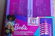 New - Barbie Ultimate Closet
