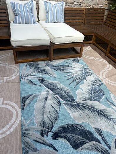 New 115cm x 170cm raised pile leaf tropical outdoor/indoor rug in distressed blue, grey and navy