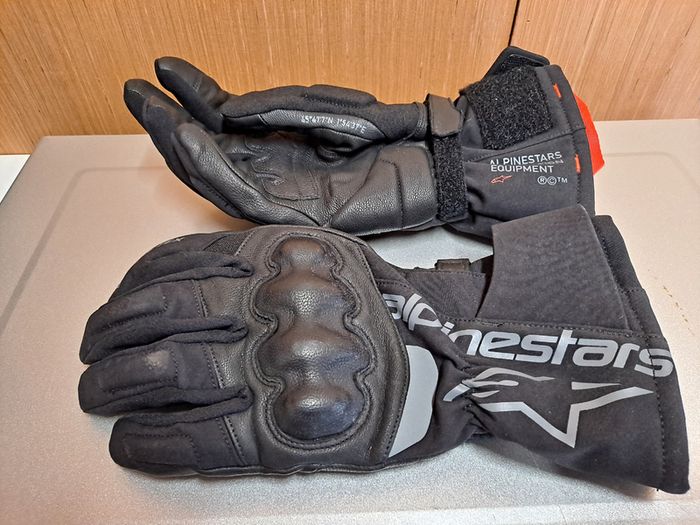 Alpinestars WT-4 GORE-TEX gloves size M