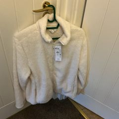 Cream fluffy Jacket BNWT size M
