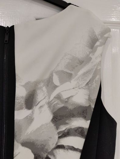 M and S Dress Size 18
