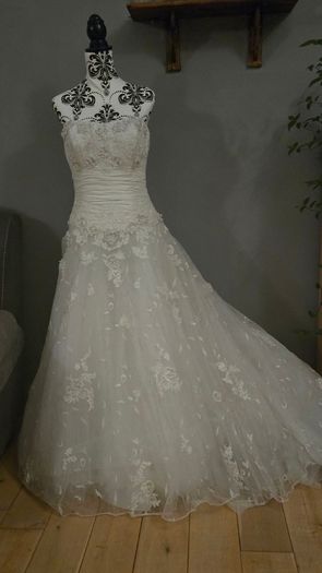 Mon Cheri Wedding dress