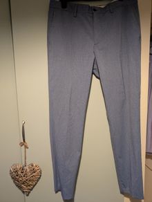 Zara comfort suit trousers. Size W34 L34..