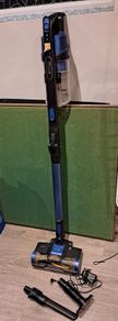 Shark cordless vacuum cleaner