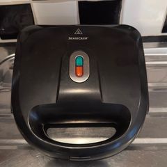 Sandwich toaster