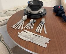 Kitchen Set: Plates, Bowls, and Silverware
