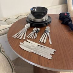 Kitchen Set: Plates, Bowls, and Silverware
