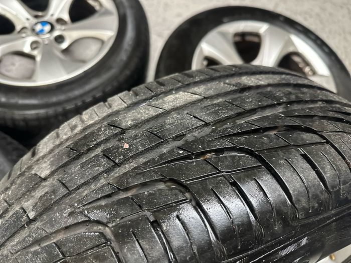 bmw alloys 16 inch 2 new uniroyal tyres