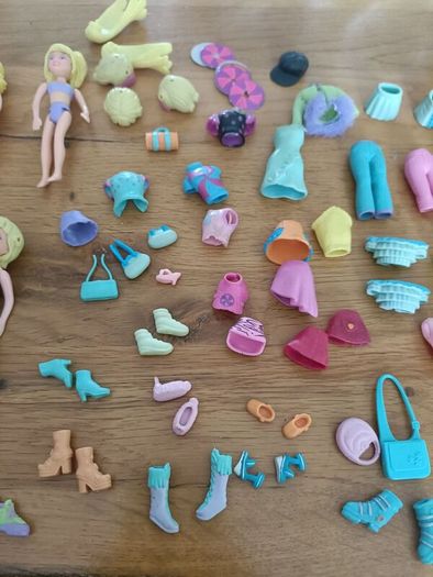 Polly pockets bundle