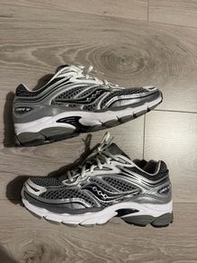 Saucony