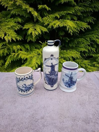 By post only set of blue delft items