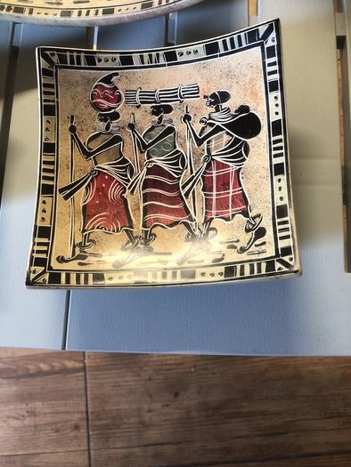 African serving plates