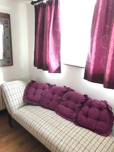 New Curtains + 4 seat cushions