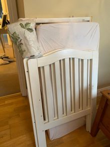 Free cot
