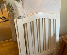Free cot