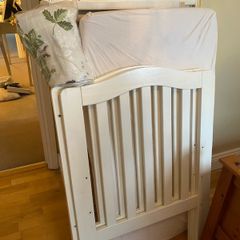 Free cot