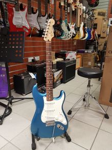 Fender Stratocaster Player Series