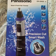 Nose & facial hair trimmer