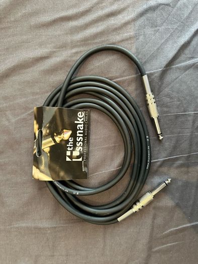 The Sssnake Cable