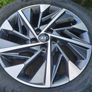 1 x Genuine Hyundai Tucson 18'' Alloy Wheel - Delivery Image 2