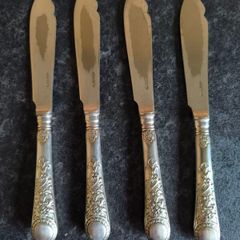 Set of 4 Vintage Silver Plated Fish Knives