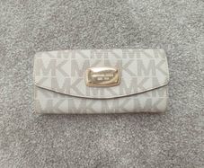Michael Kors Cream Signature Logo Purse / Wallet