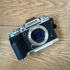 Fuji XT5 + XF 35mm F1.4R + Peak Design Strap & Cube