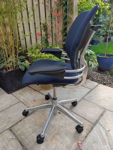 ergonomic office chair