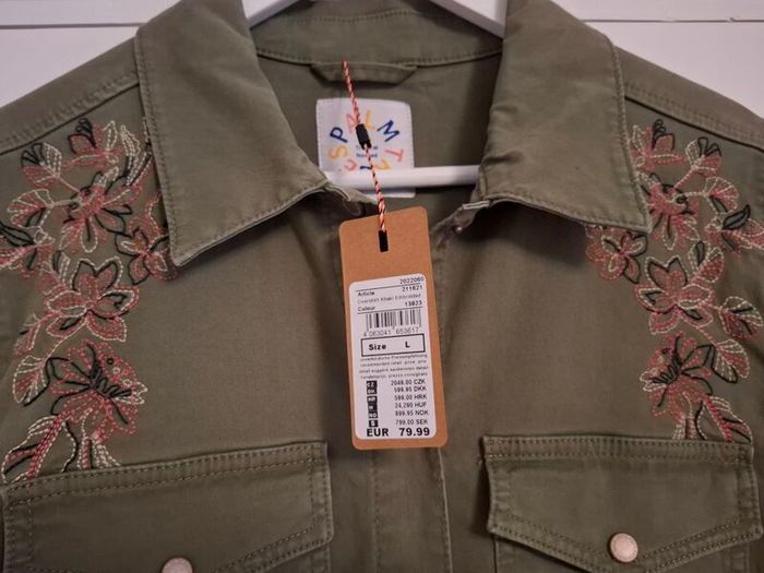 Cecil Overshirt Khaki Embroidered BNWT Price Includes Postage Cost
