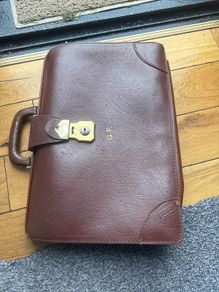 brief case