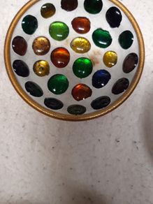 Cheap Ornaments. X 6