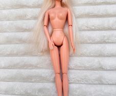 Hollywood Nails Barbie Doll 1999 Vintage Mattel Used Please see photos