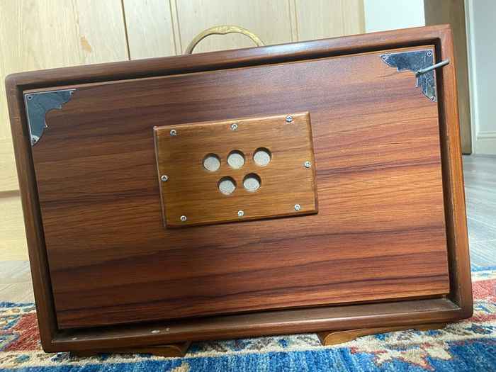 Shruti Box