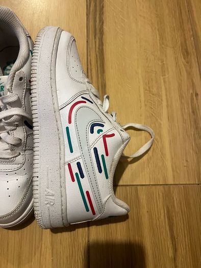 Nike Air Force 1 Low - White / Multi-Colour Swoosh Outline