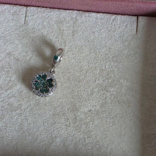 Pandora four leaf clover dangle charm very good condition hallmarked