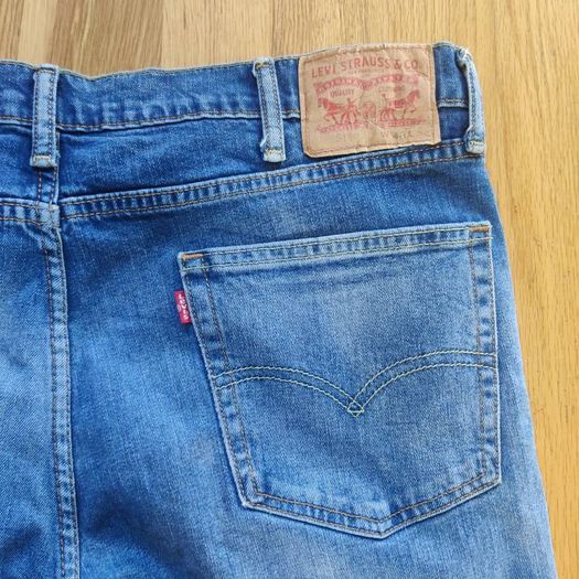 Levis 511 Jean Shorts (W40)