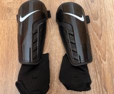 Nike shin guards