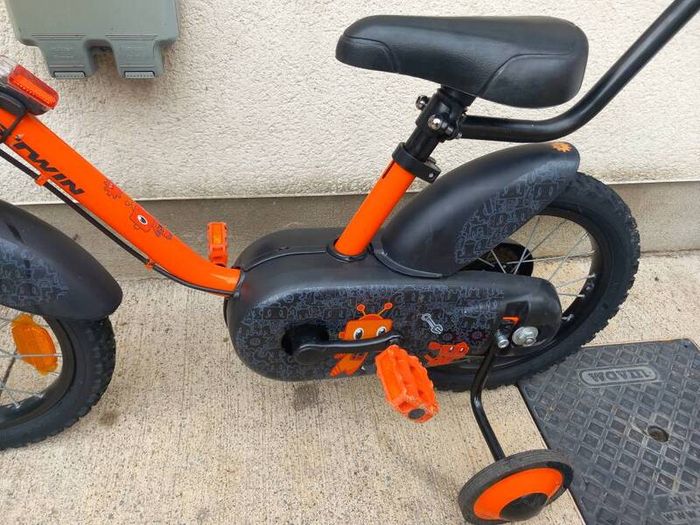 Kids bee twin robot bike size 14 inch wheels